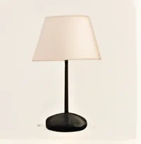 Linen-shade table lamp